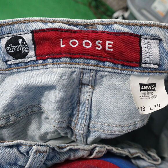 VINTAGE LEVI'S SILVERTAB LOOSE LIGHT WASH DENIM BLUE JEANS 38X30 (37X29) **READ - Picture 14 of 16